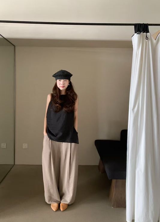 // S-L碼身型都能穿的壓褶設計直間闊褲
