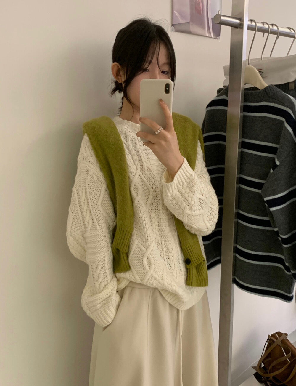 // 35%wool麻花紋慵懶毛衣