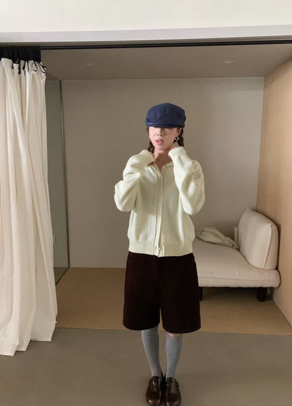 // 全羊毛精緻鈎花圓翻領NT