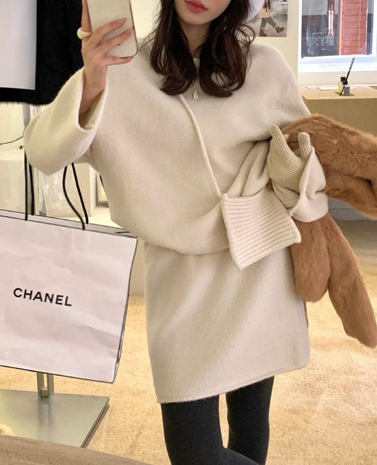 // 超舒服軟糯毛衣+短裙+袋仔三件套