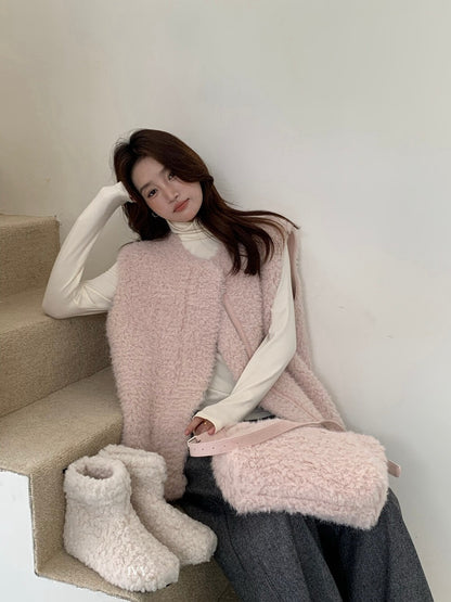 // 性價比極高皮毛一體毛茸馬甲外套(連斜肩袋)