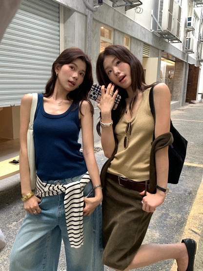 B35 / 13色極簡U領百搭背心