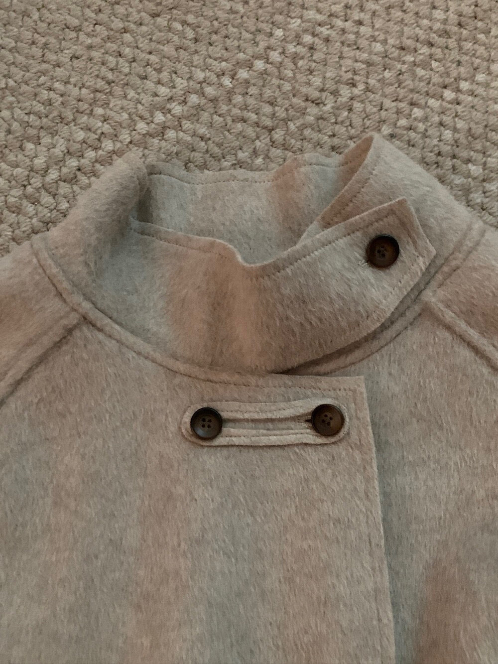 // 雙面毛呢可立領中短外套