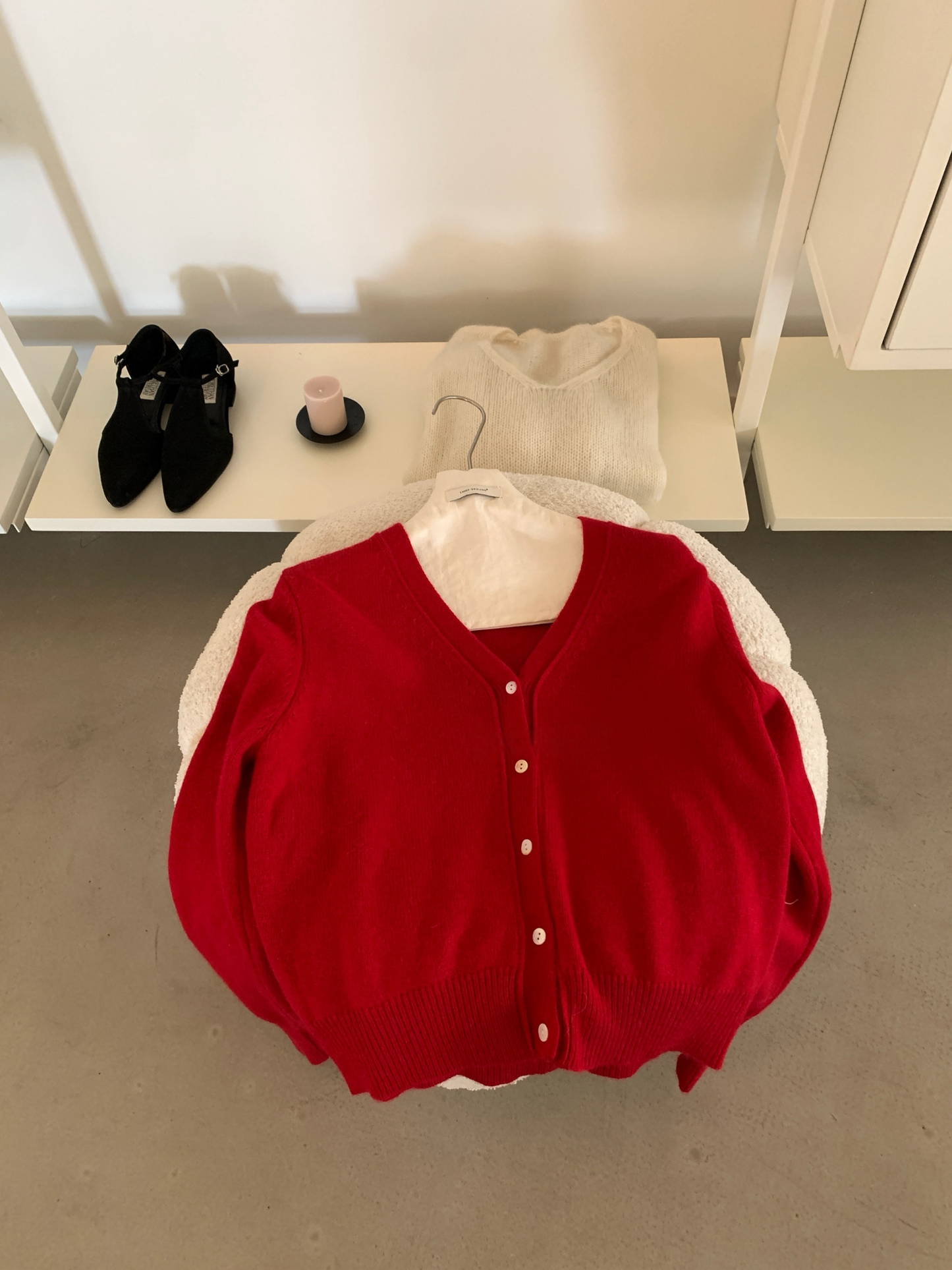 // 超soft兔絨V領CD