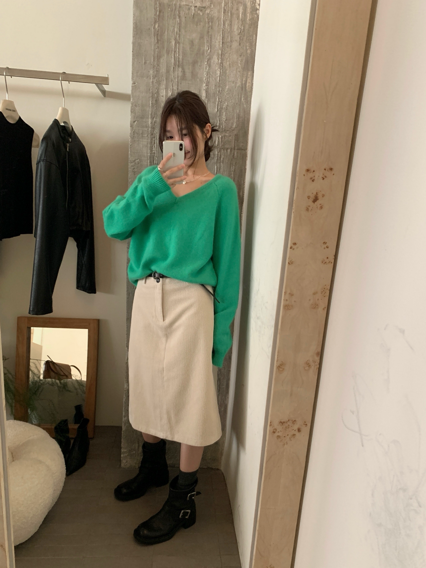 // 高質raccoon V領軟糯NT