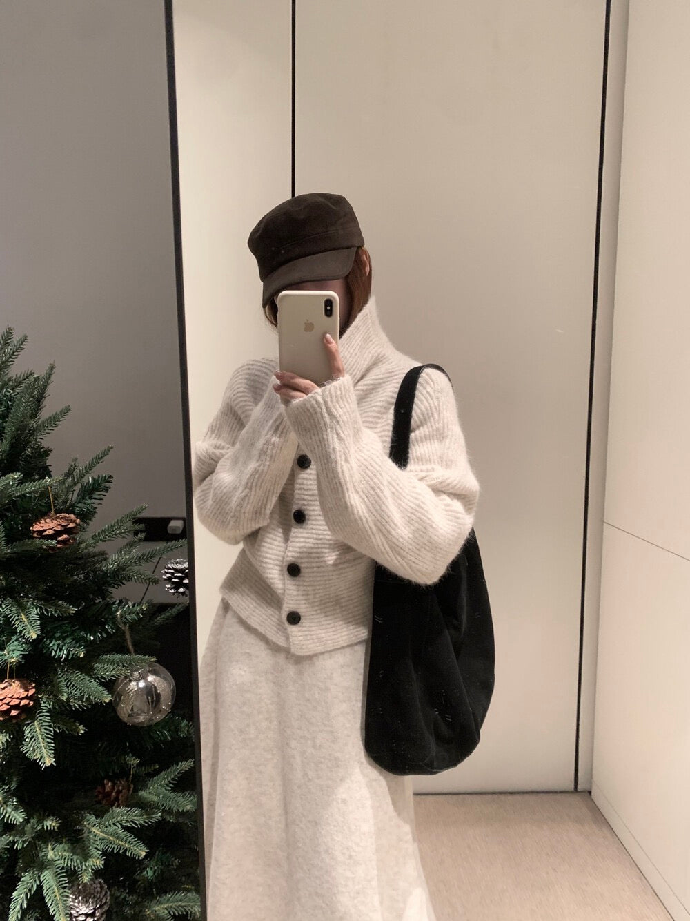 // 慵懶休閒感立領排扣毛衣+半身裙套裝