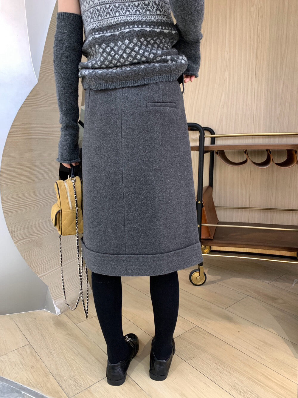 // 氣質微A五分毛呢裙(連腰帶)