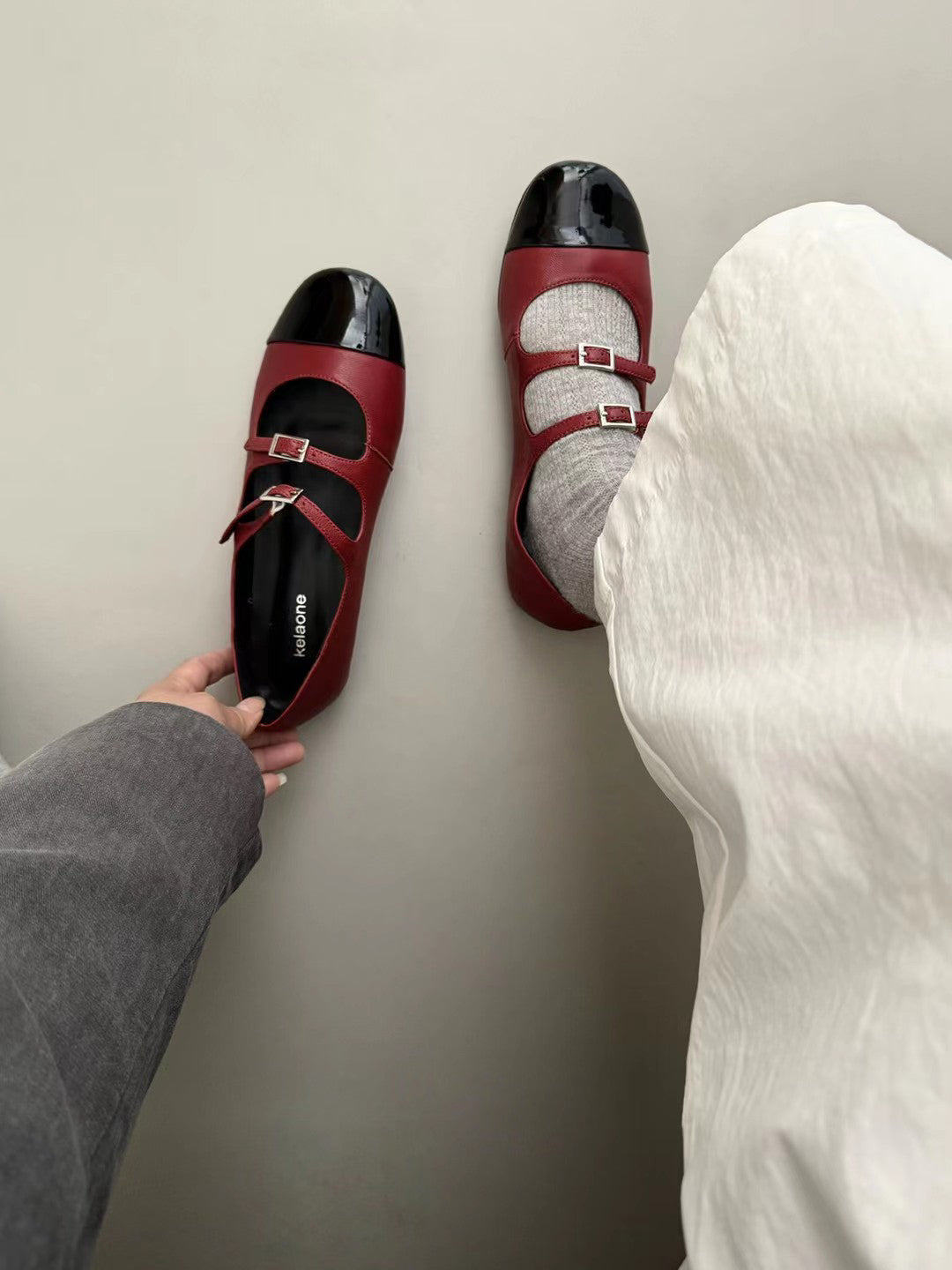 // 雙帶拼色深口Maryjane