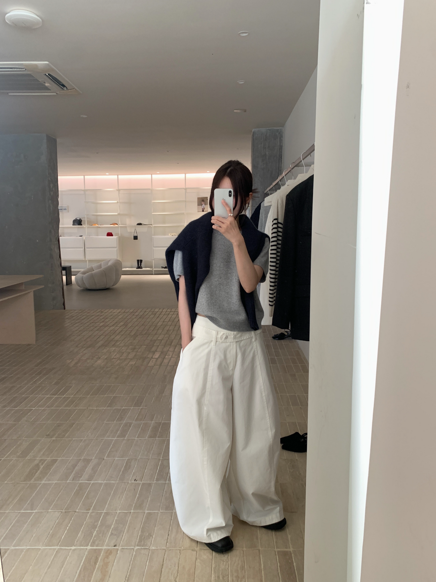 // 溫柔毛茸感raccoon短袖NT￼