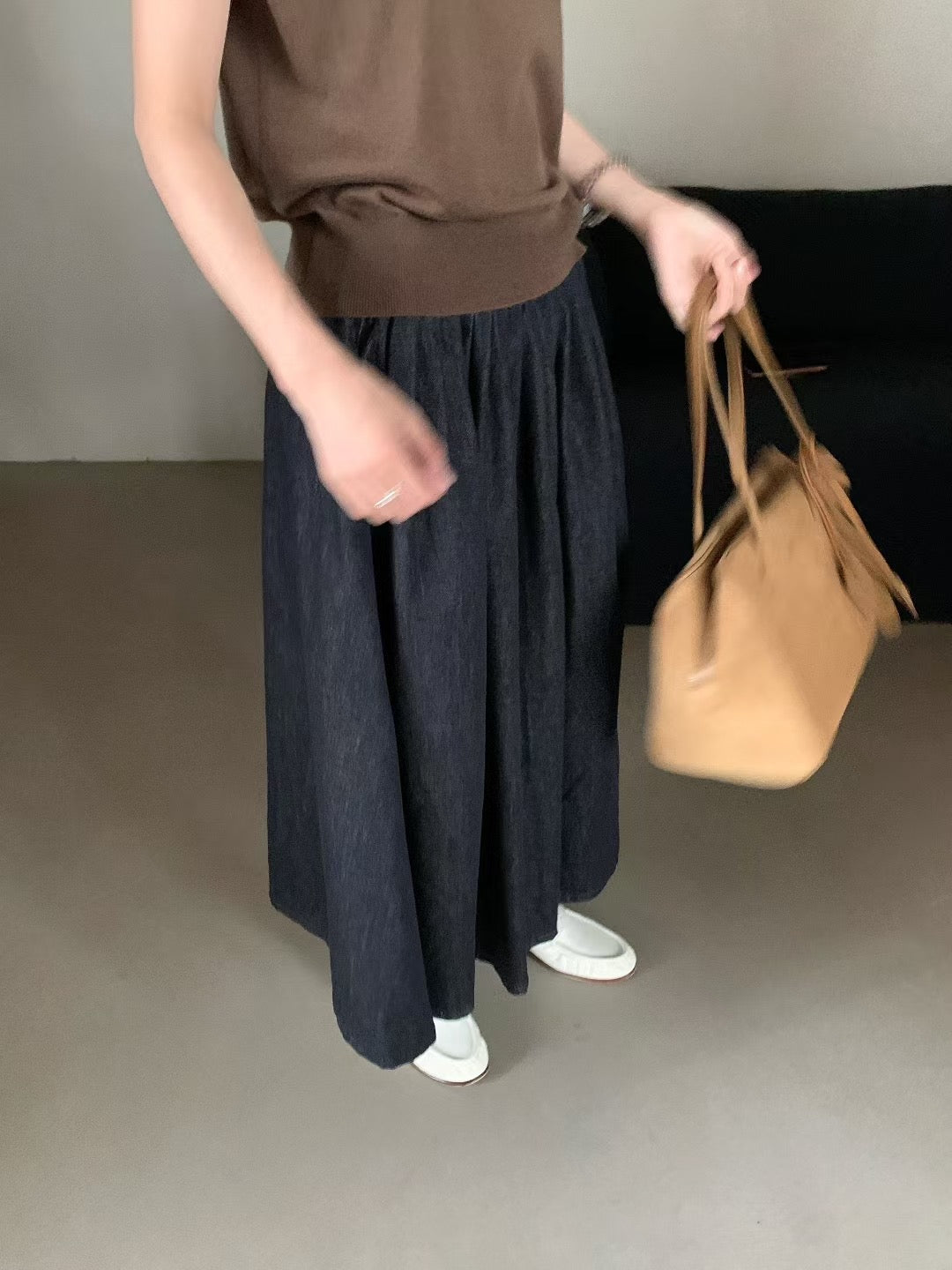 // 必入壓褶牛仔中裙