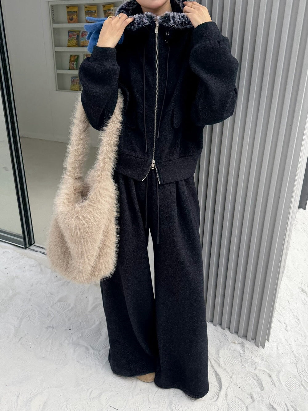 // 連毛毛帽加絨拉鍊外套+橡筋褲套裝