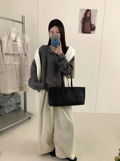 // 超精緻花邊織紋開胸NT