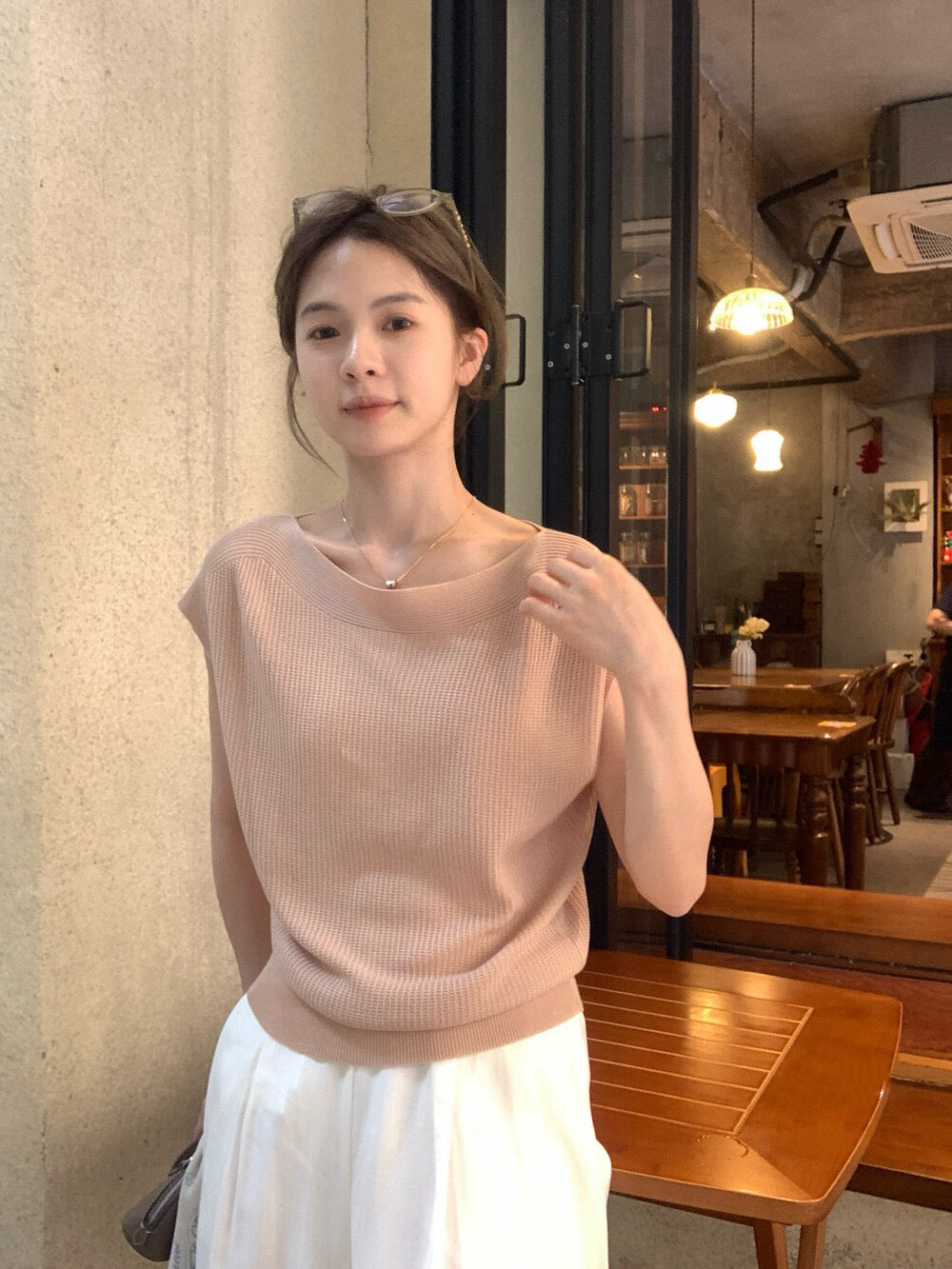 // 氣質小飛袖可斜肩針織上衣