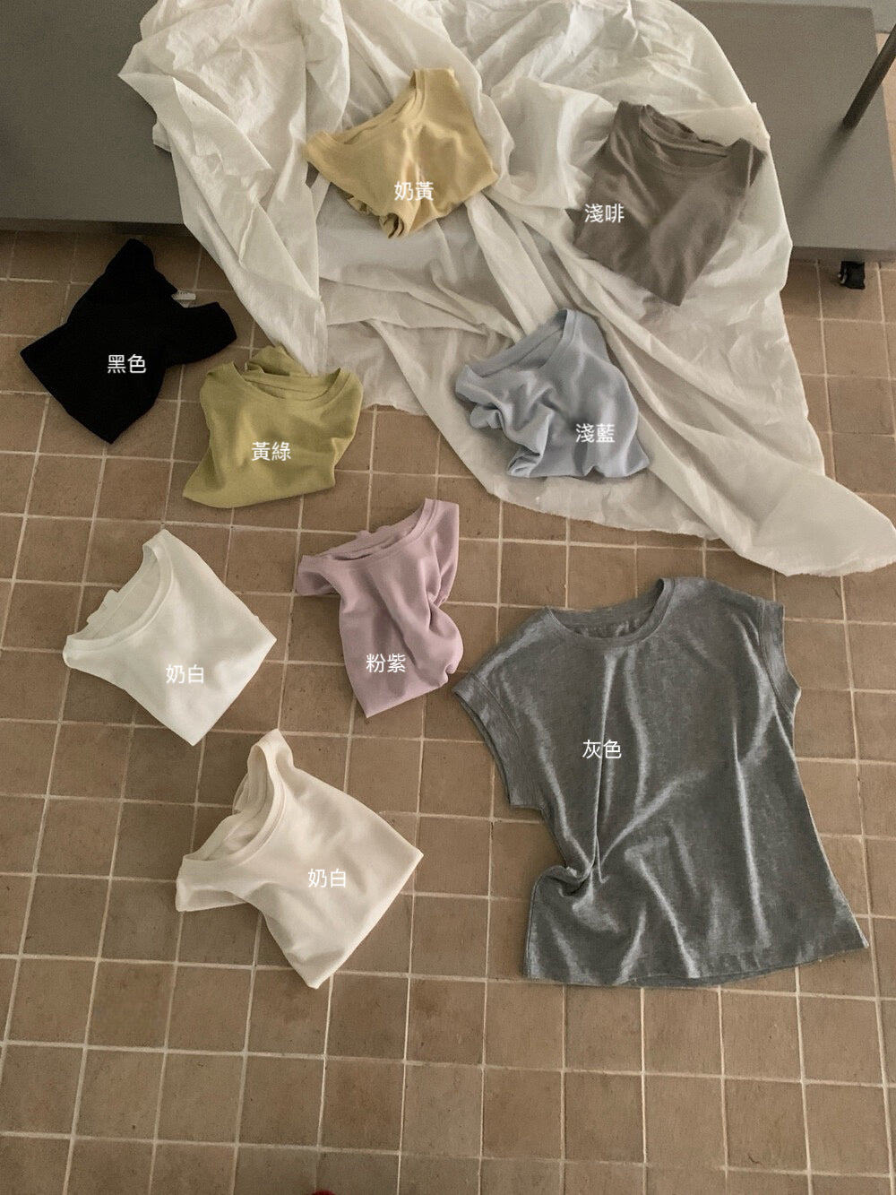 // 遮肩小飛袖lyocell棉TEE