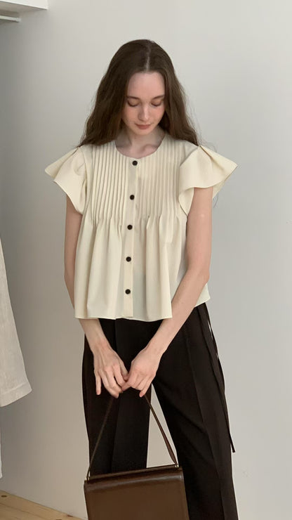 (現貨) 設計師款// 飛飛袖細壓褶微傘尾BL