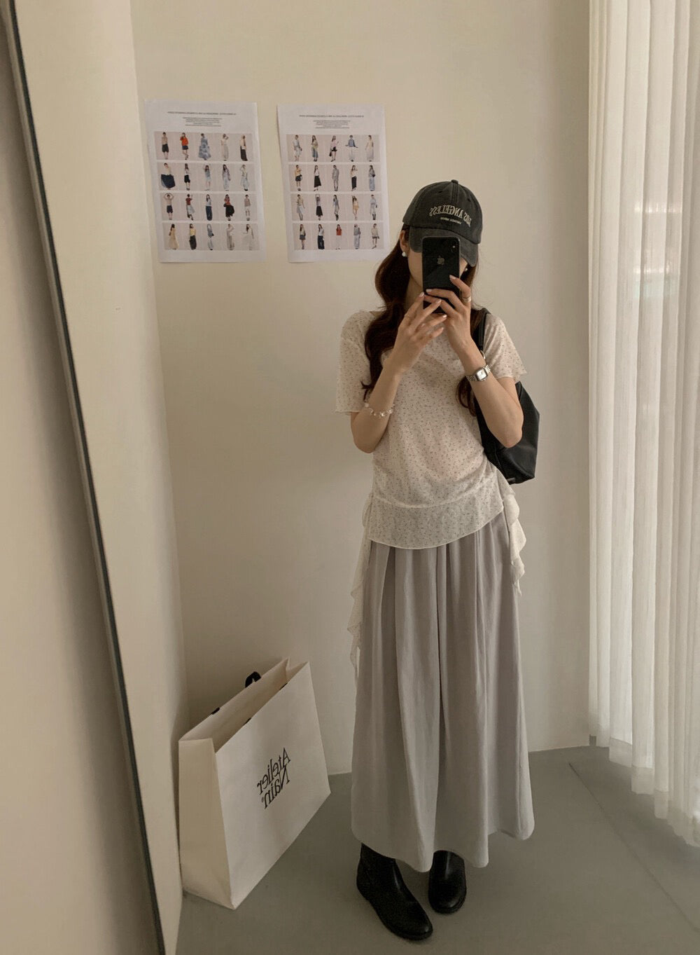 // 設計感兩邊荷葉邊碎花薄針織上衣