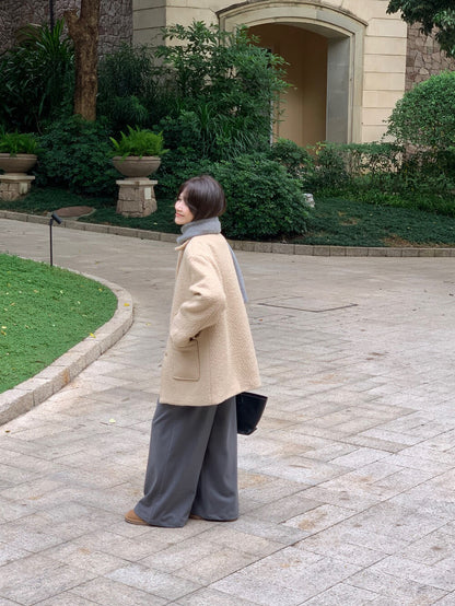 // 70%羊毛簡約翻領中長外套