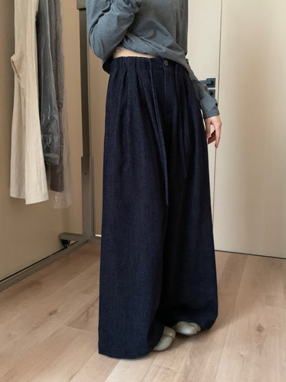 // 壓褶超遮肉橡筋腰連褲帶休閒褲