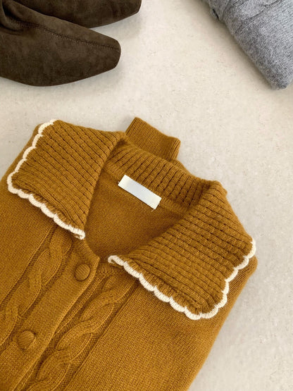 // 10%兔絨撞色花邊領拼麻花紋NT