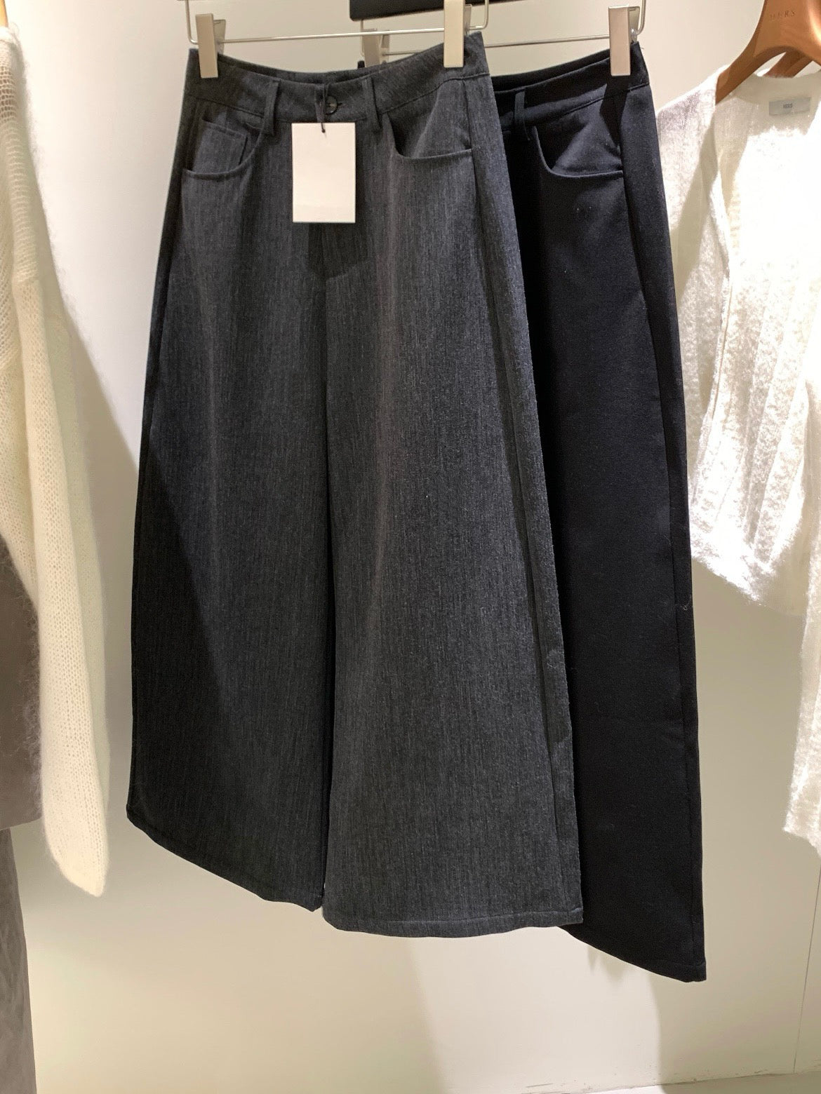 // 簡約淨版挺身全長西褲