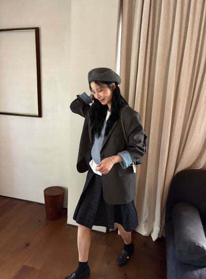 // 細節感滿滿撞色內裡西裝外套