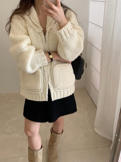 // 30%wool粗棒針手工織感圓翻領口袋拉鍊CD