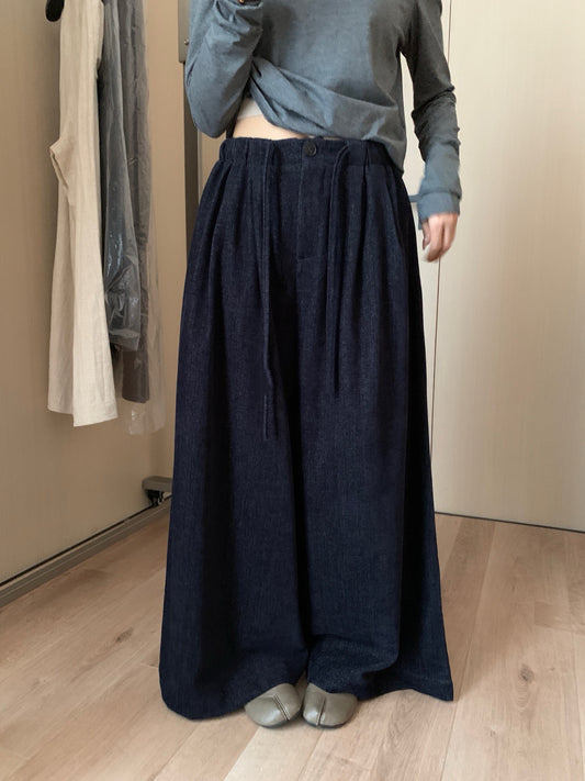 // 壓褶超遮肉橡筋腰連褲帶休閒褲