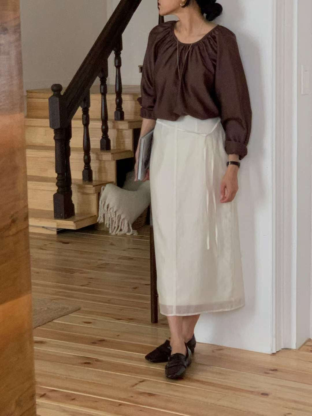 // 雙層lace後開叉連腰繩SK