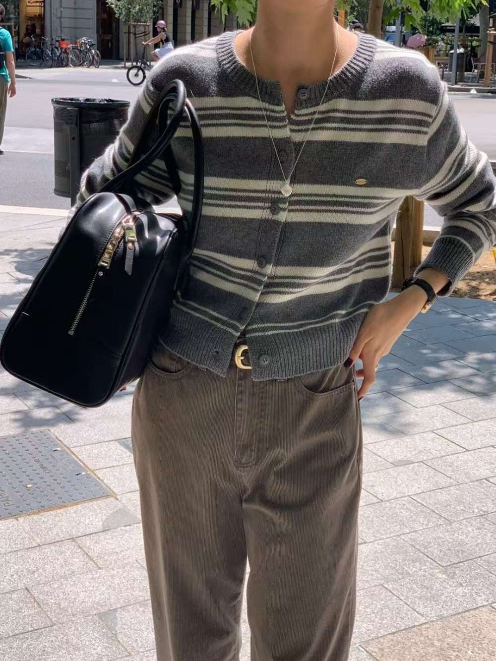 // 軟糯感拼色間條CD