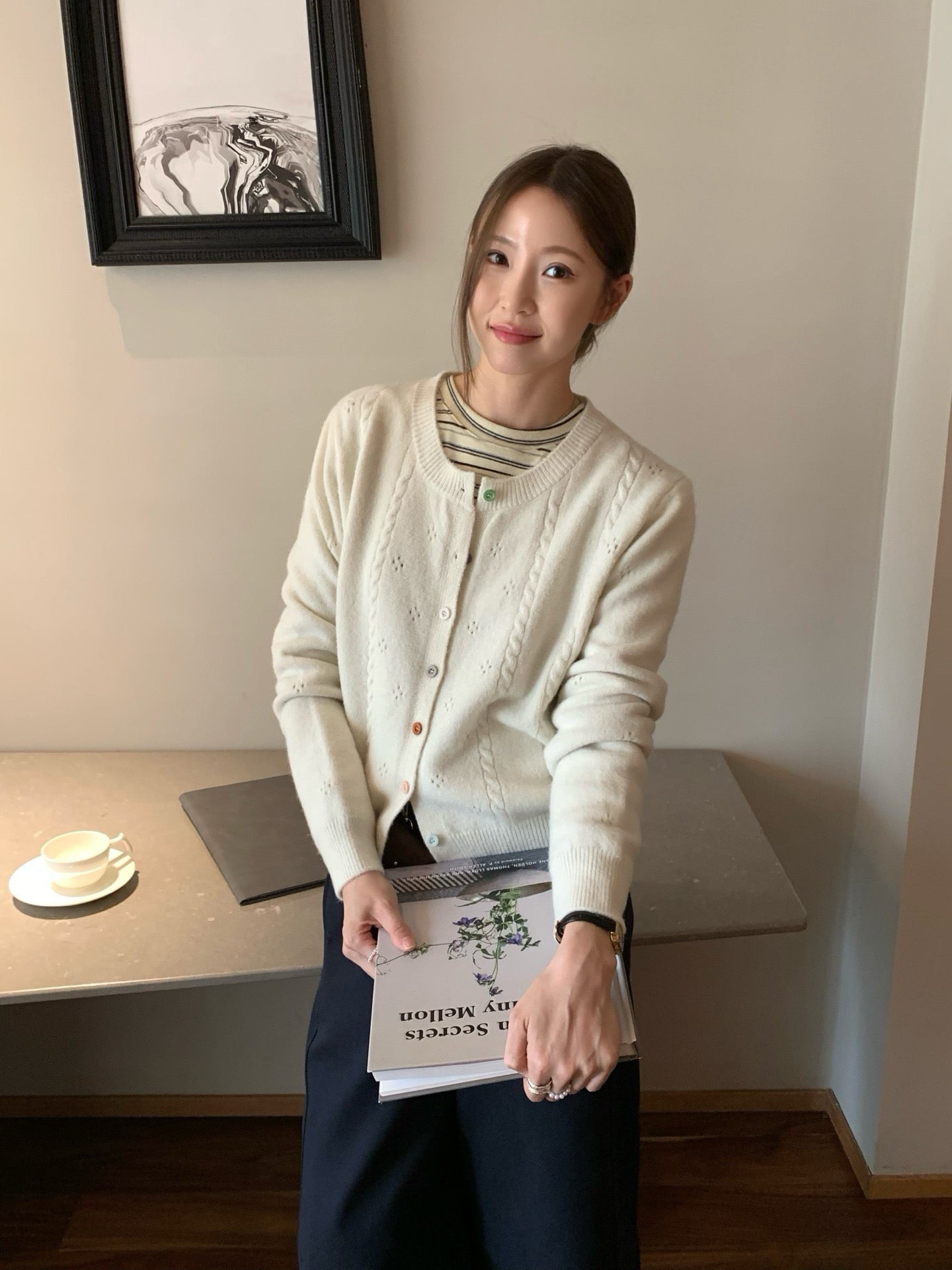 // 彩色鈕扣鏤空軟糯CD