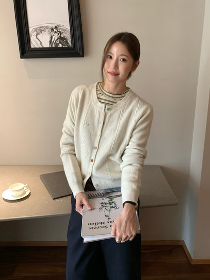 // 彩色鈕扣鏤空軟糯CD