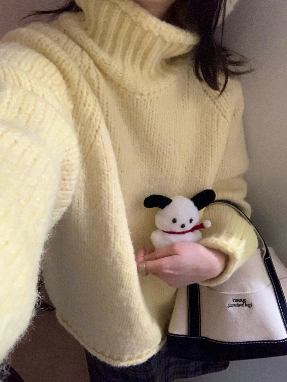 // 12%alpaca顏色超美的軟糯粗棒針卷邊高領毛衣