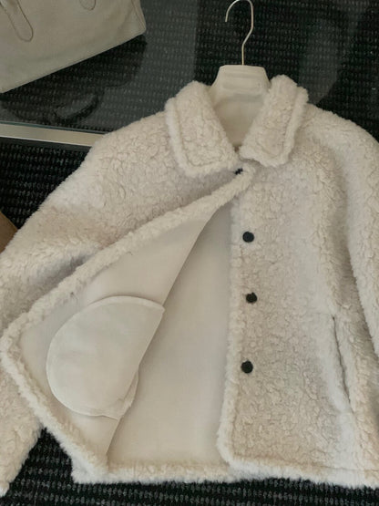 // 減齡款皮毛一體翻領毛毛外套