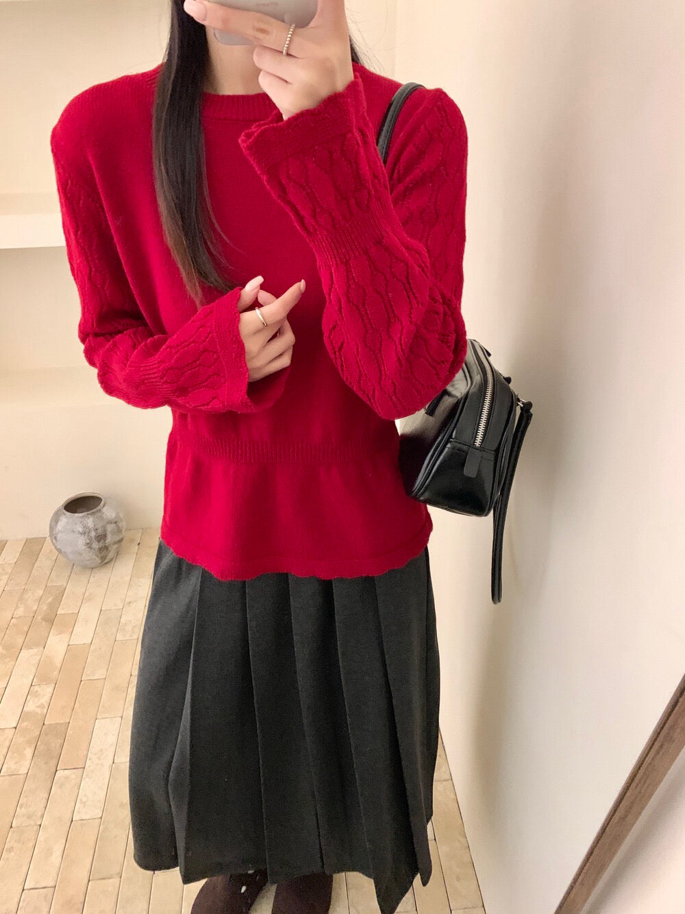 // 100%綿羊毛鈎花微喇叭袖修腰NT