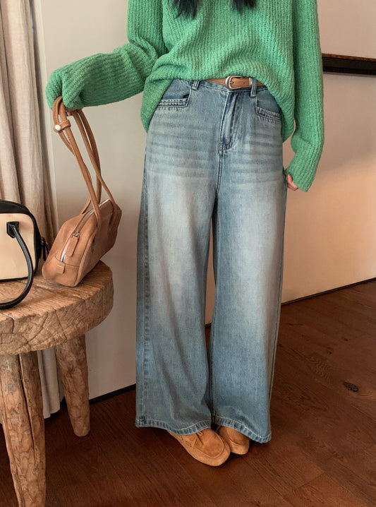 // 復古洗水色直筒牛仔褲