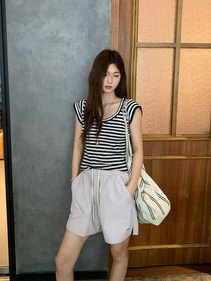 // 肌理感小飛袖遮肩針織上衣