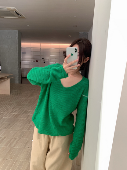 // 柔軟親膚馬海毛11色v領NT