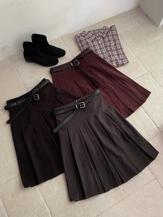 // 連腰帶定位壓褶毛呢五分裙