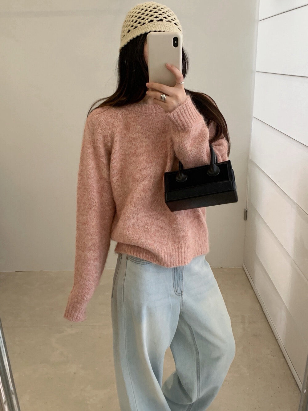 // 超美花線圓領毛衣