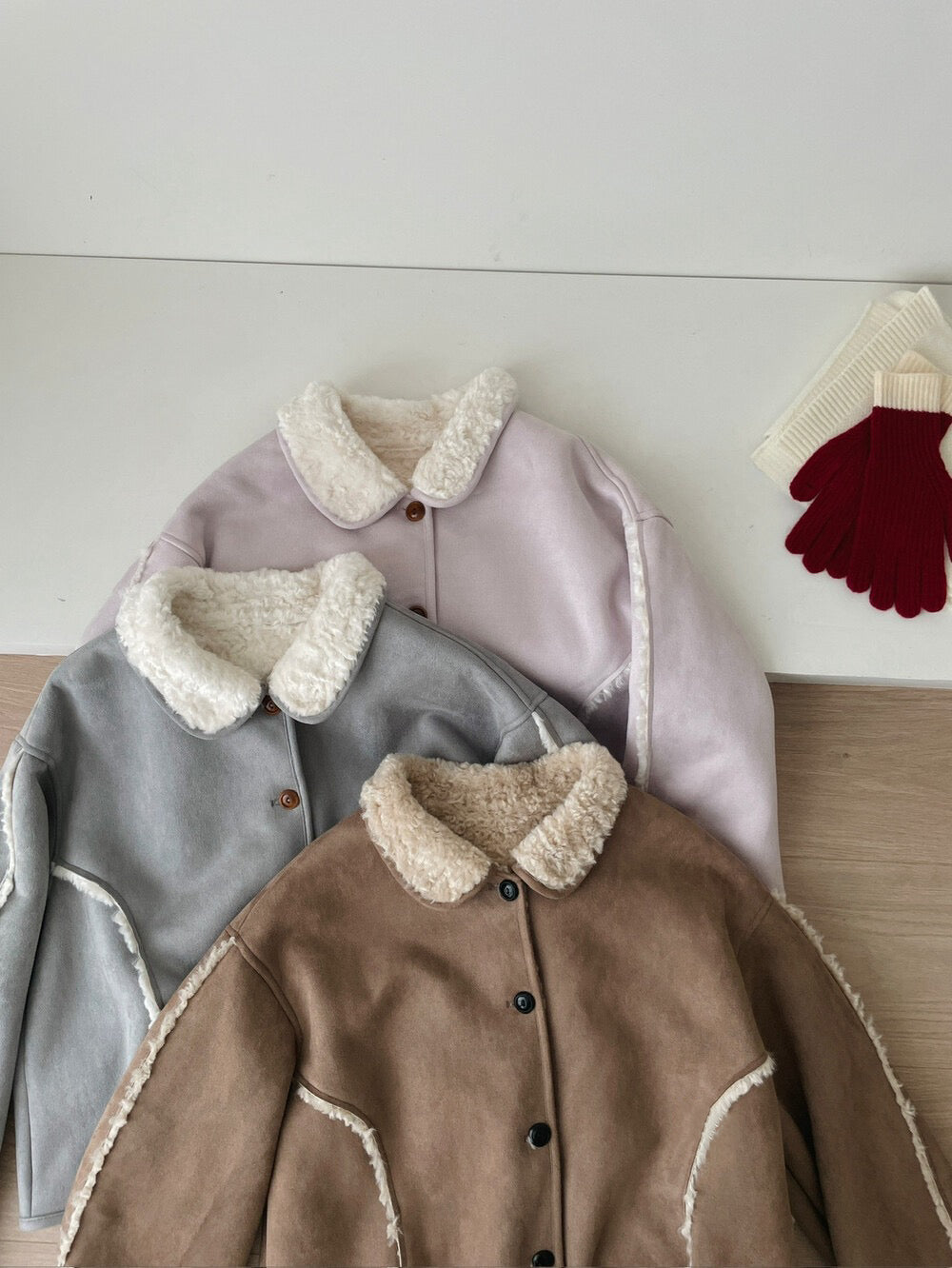 // 質感超好的皮毛一體圓翻領毛毛外套