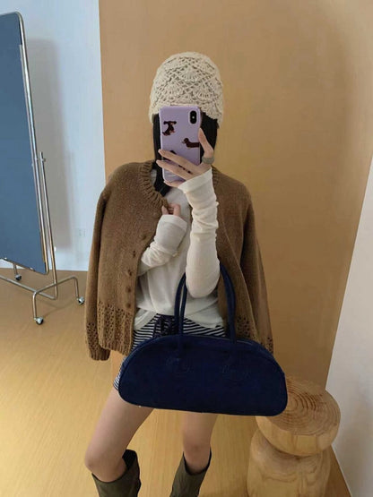 // 花邊領+袖鈎花腳包扣CD