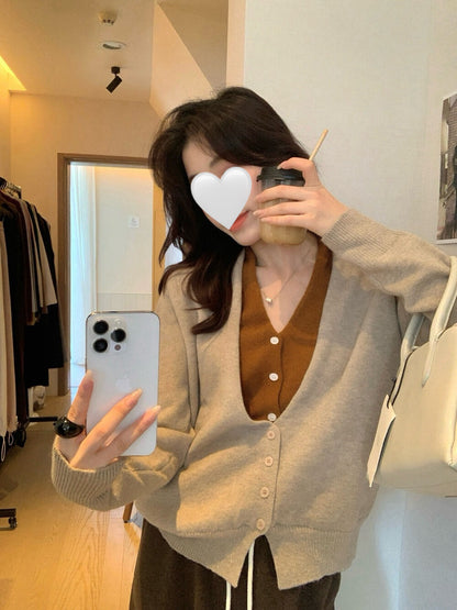 // 深V撞色假兩件開胸CD