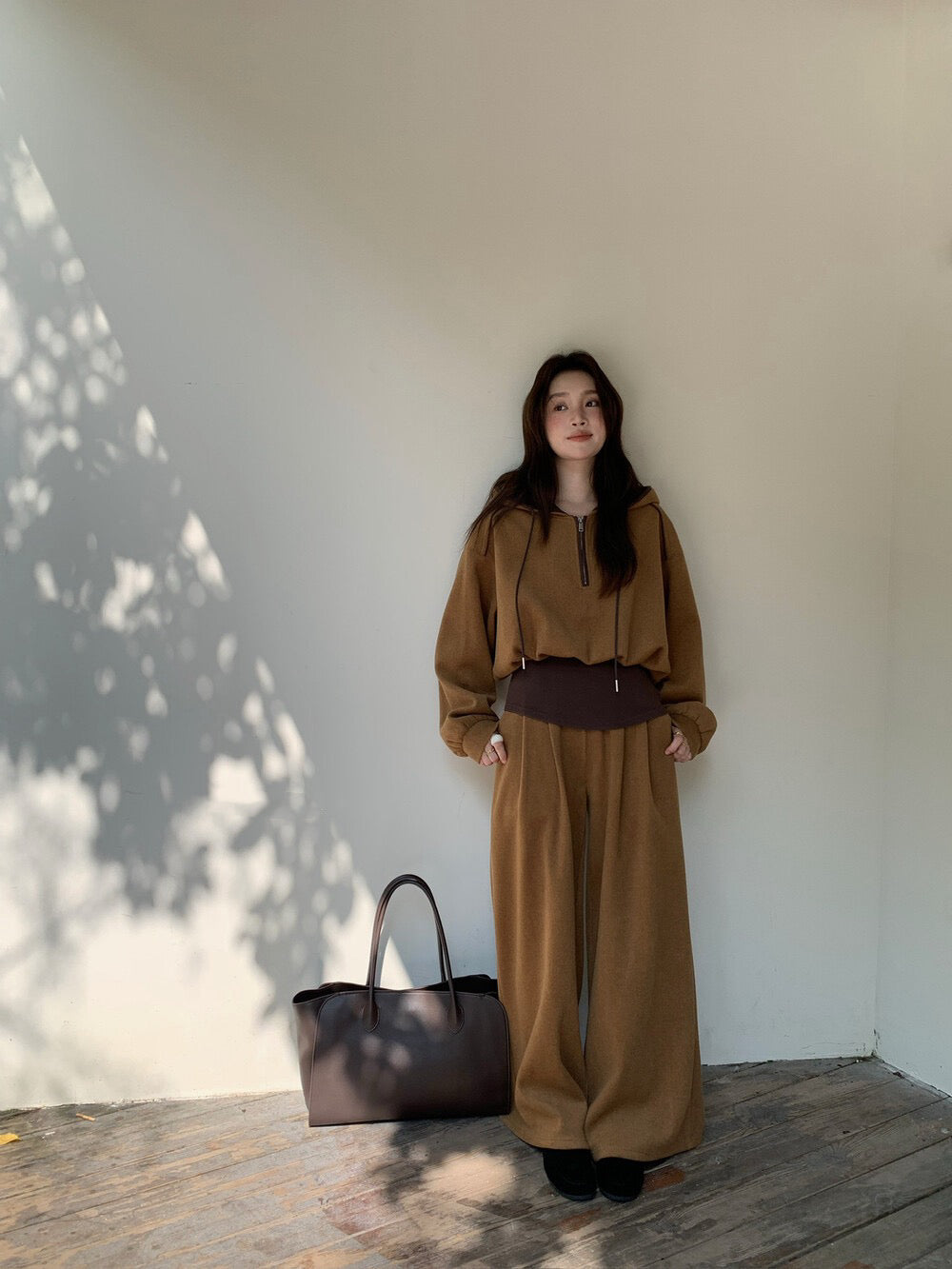 // 假兩件連帽拉鍊上衣+全長褲兩件套