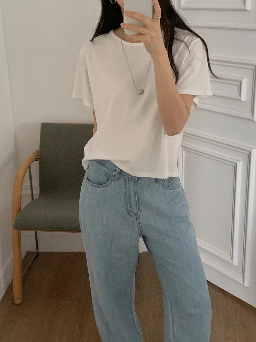 // 100%棉質中短款素TEE