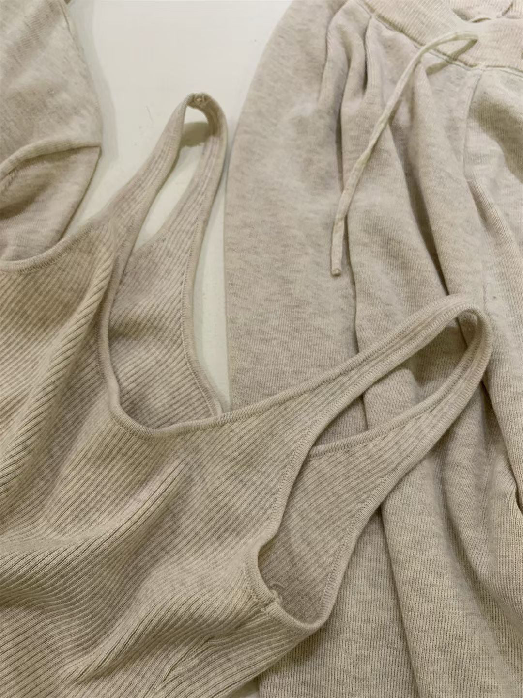 // 超氣質背心+外套+褲三件套