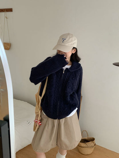 // 立體點點麻花圓翻領拉鍊CD