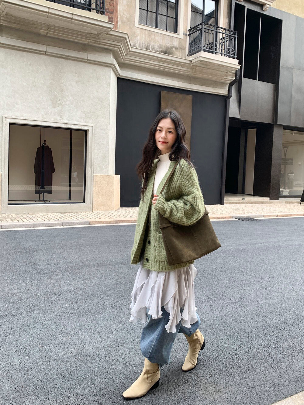 // 8%wool深v粗織邊口袋中長CD