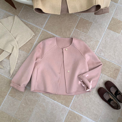 // 100%羊毛馬卡龍色系圓領短款手工外套(連三角巾)