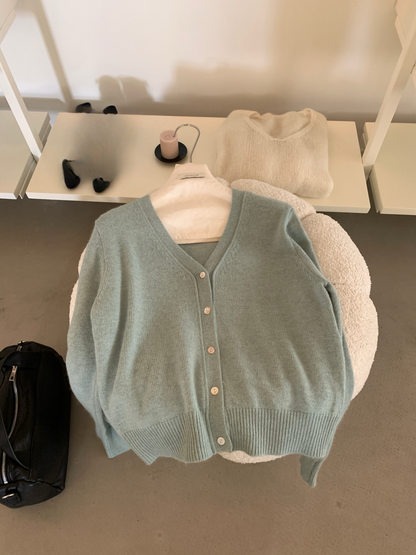 // 超soft兔絨V領CD