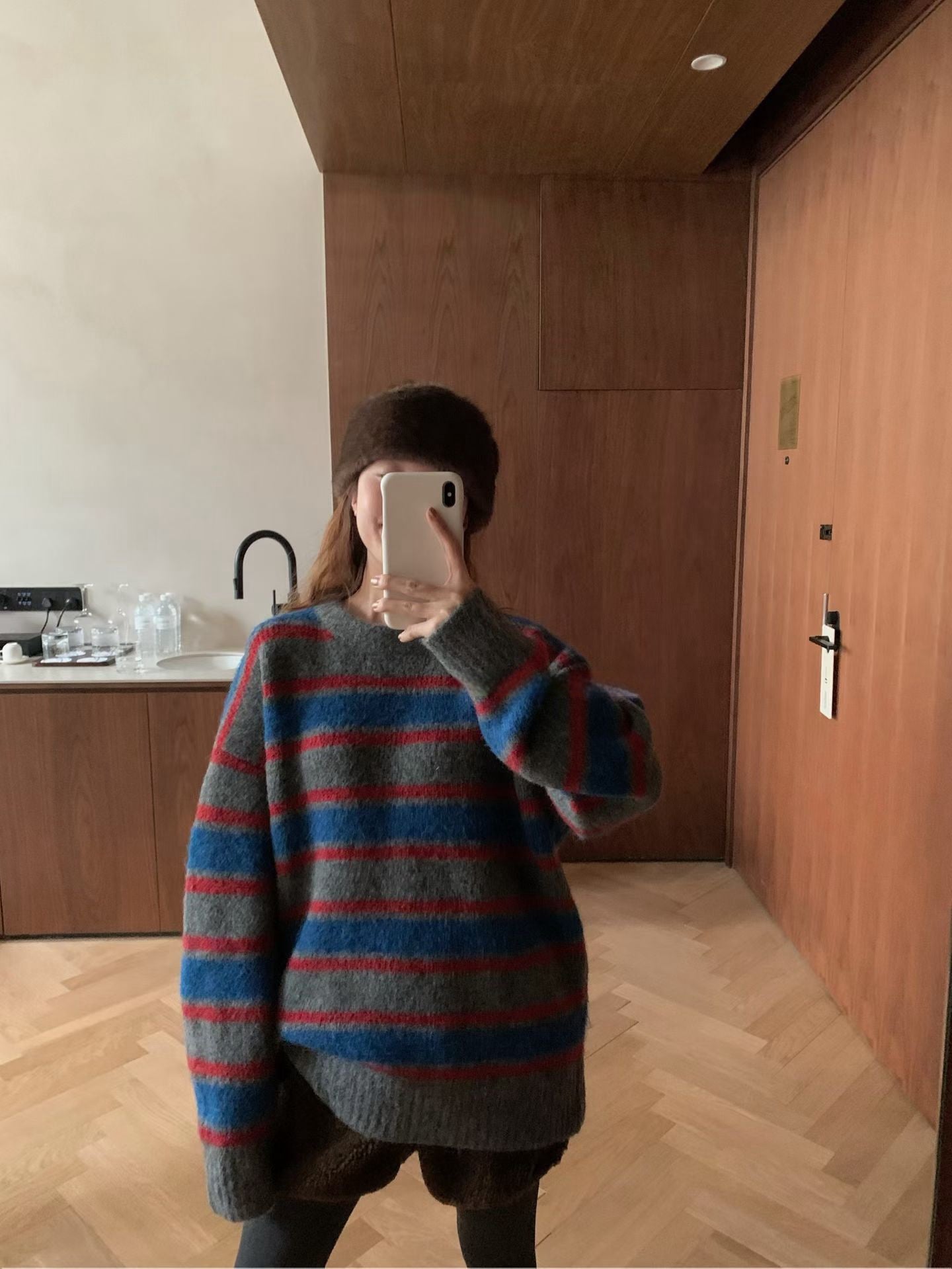 // 10%羊毛復古配色間條毛衣